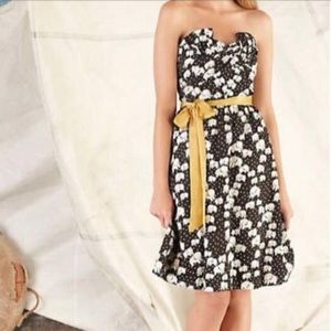 EUC Anthropologie strapless dress